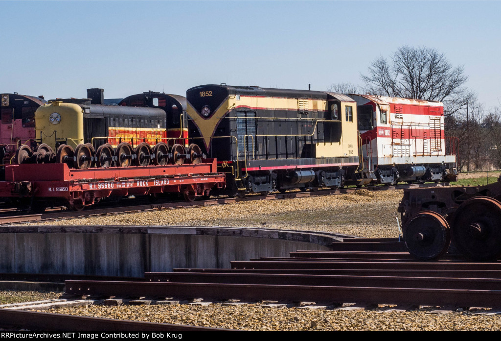 Some first generation diesels out in the yard. Fairbanks Morse and Alco